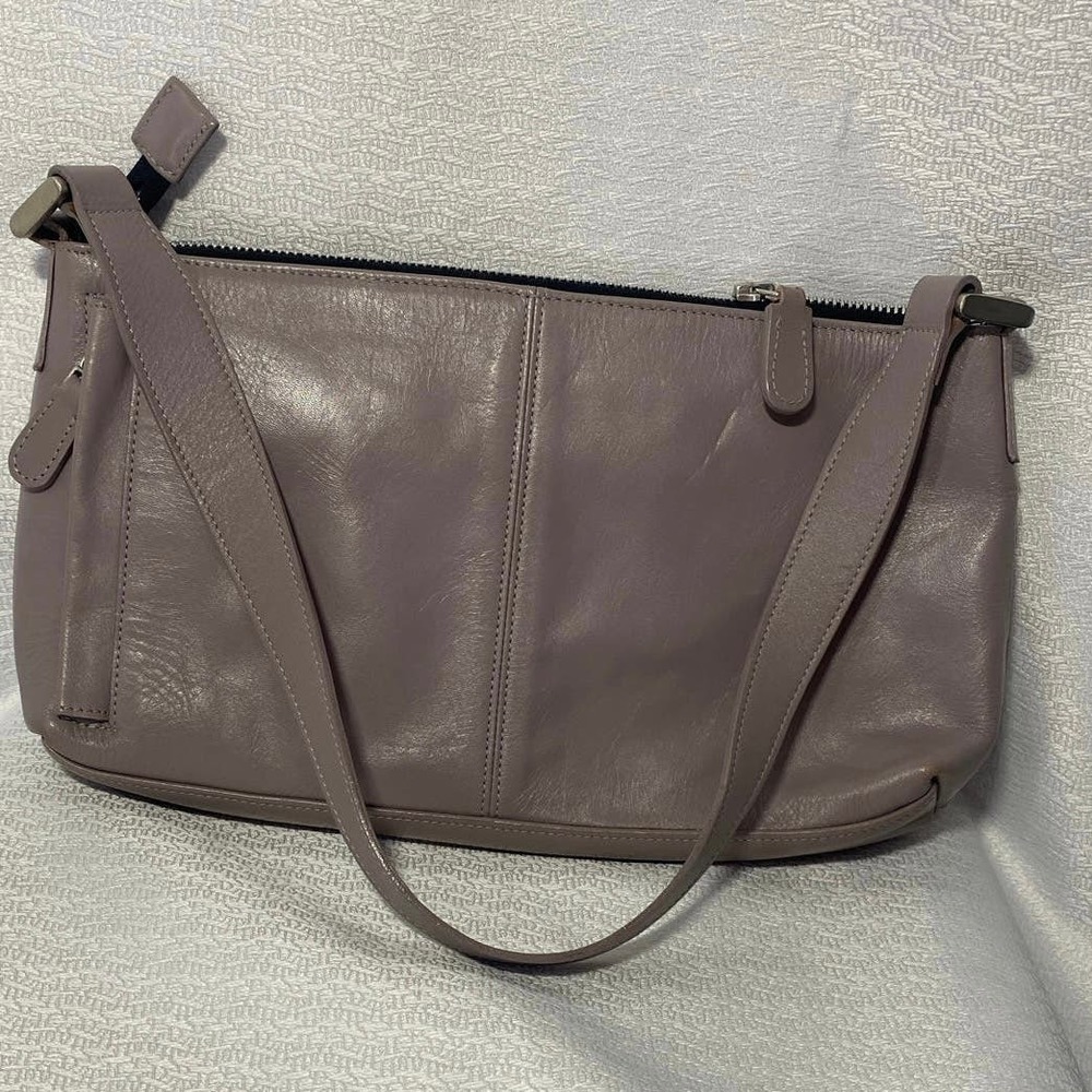 Latico Lavender Purse 2 side zip pockets